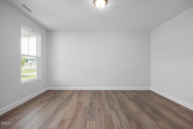 325 Longleaf Glen Ln #031, Zebulon, NC 27597