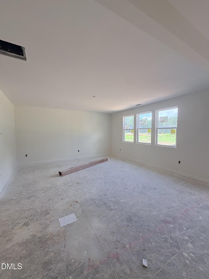 325 Longleaf Glen Ln #031, Zebulon, NC 27597