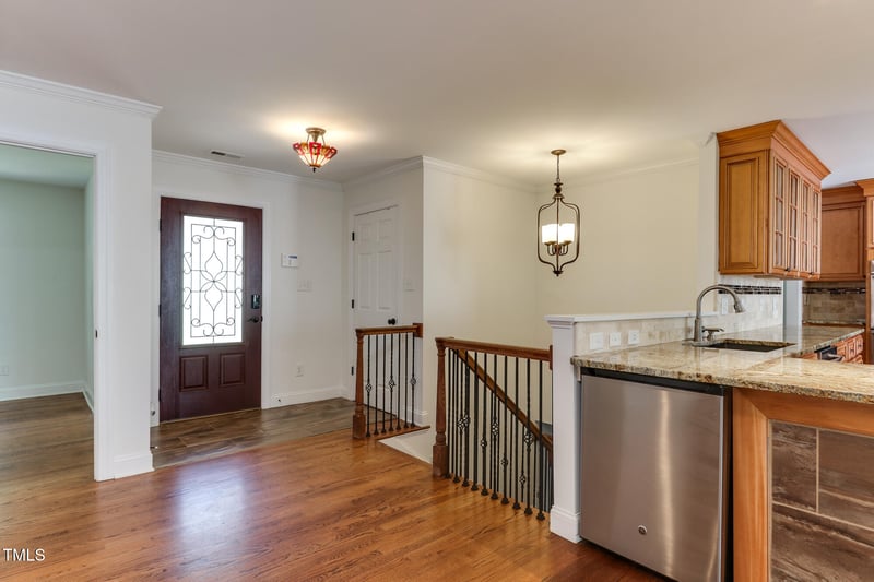 325 Northfield Dr, Raleigh, NC 27609