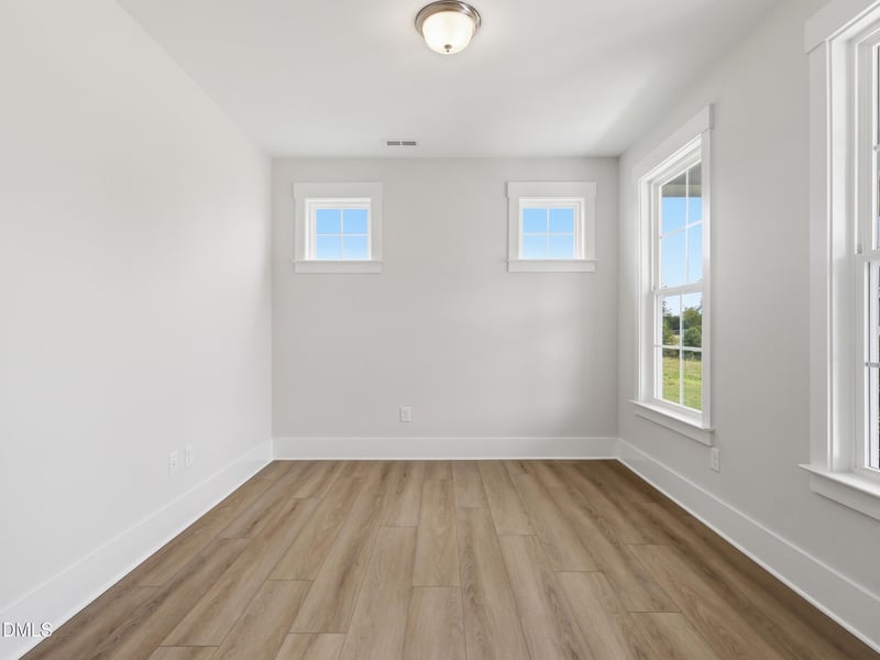 325 Oak Meadow Ln, Angier, NC 27501