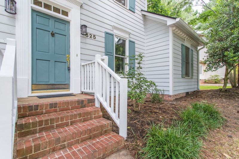 325 Old Fox Trl, Durham, NC 27713