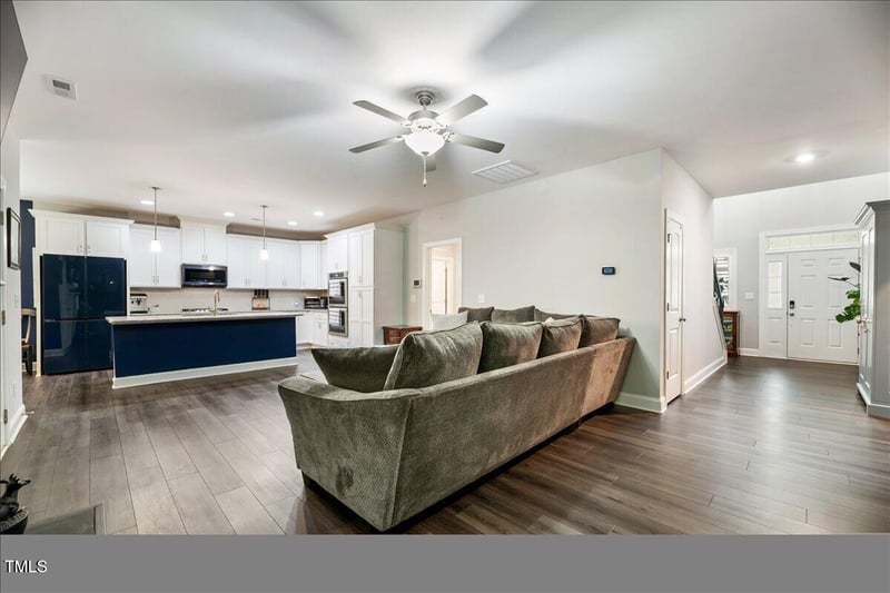 325 Olde Liberty Dr, Youngsville, NC 27596
