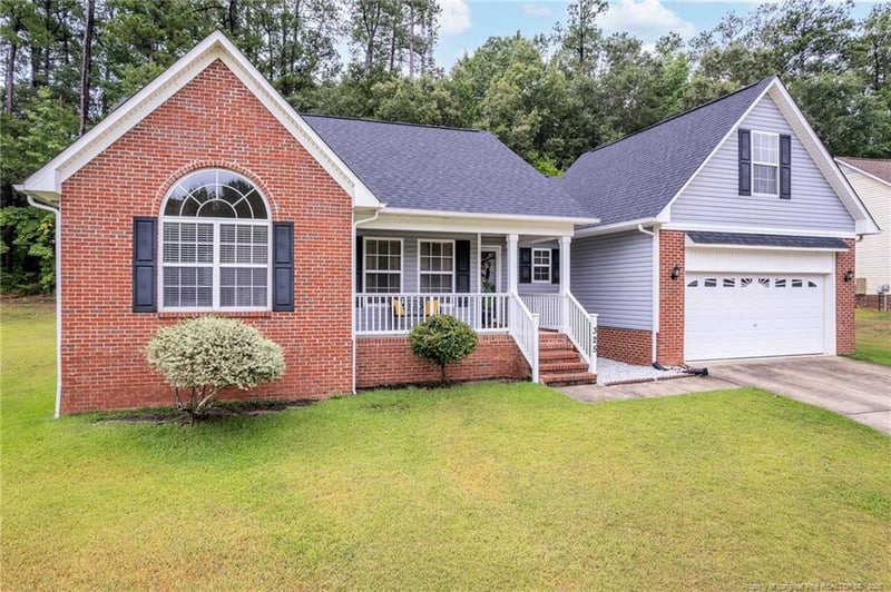 325 Peterson Pl, Fayetteville, NC 28301