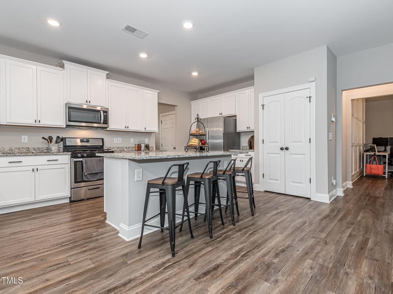 325 Quarryrock Rd, Holly Springs, NC 27540