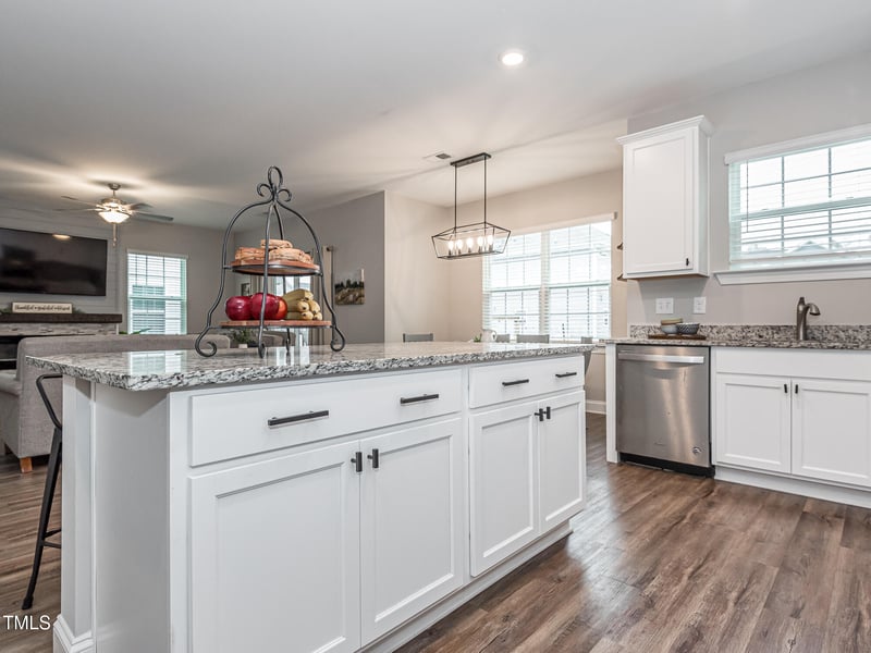325 Quarryrock Rd, Holly Springs, NC 27540