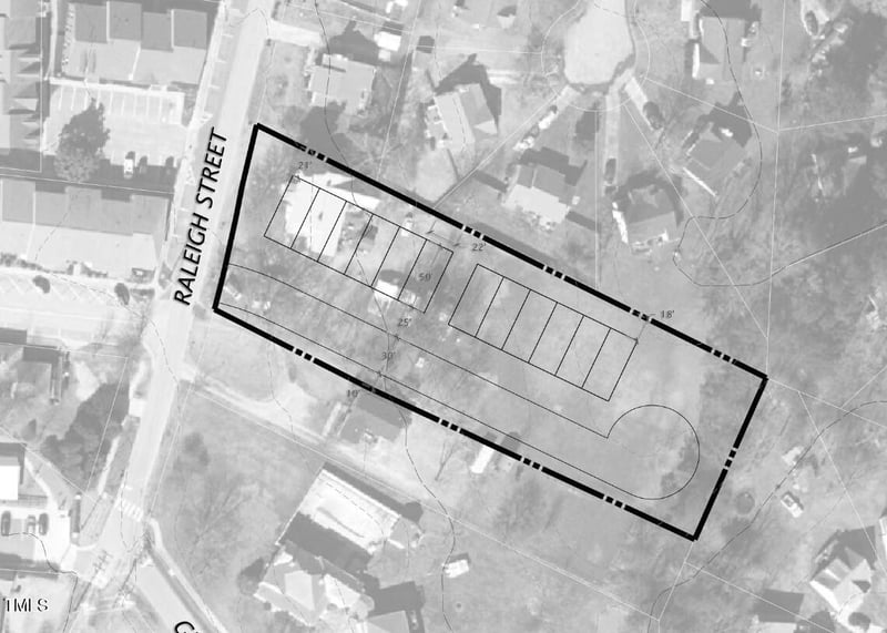325 Raleigh St, Holly Springs, NC 27540