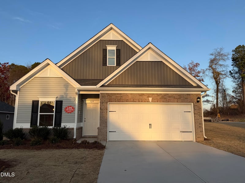 325 Sirius Dr, Sanford, NC 27330