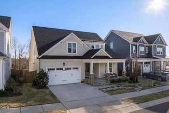 325 Tumbling River Dr, Wendell, NC 27591