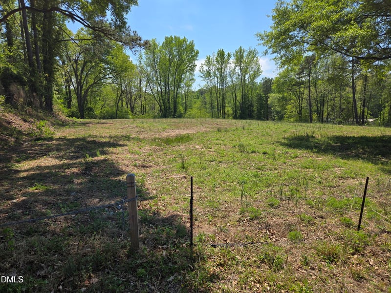 325 Wagstaff Rd, Fuquay Varina, NC 27526