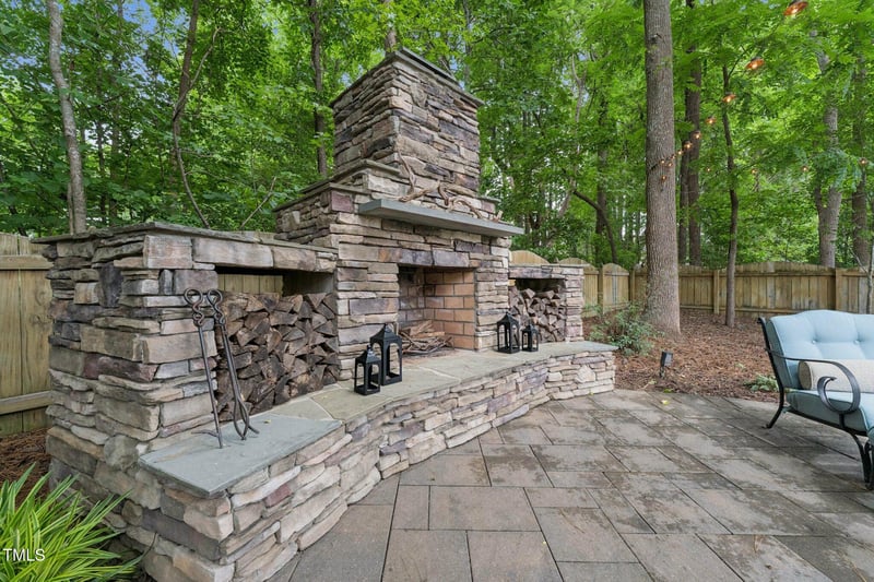 325 Wescott Ridge Dr, Holly Springs, NC 27540
