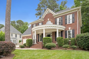 325 Wescott Ridge Dr, Holly Springs, NC 27540