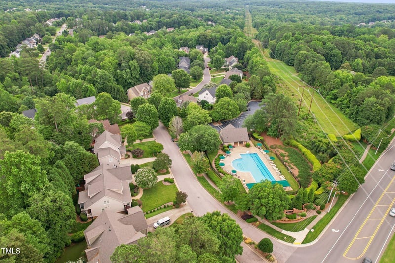325 Wescott Ridge Dr, Holly Springs, NC 27540