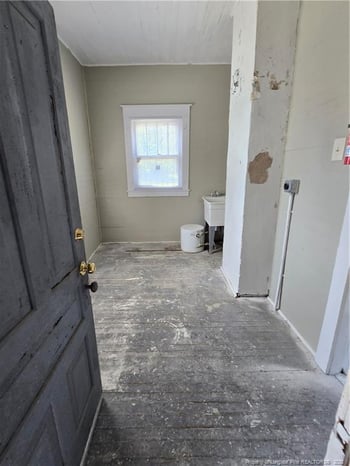 325 Winslow St, Fayetteville, NC 28301