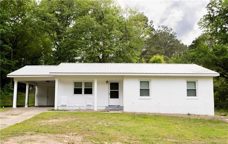 3254 Blossom Dr, Fayetteville, NC 28306