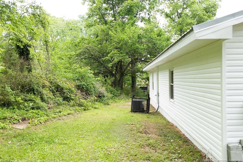 3254 Blossom Dr, Fayetteville, NC 28306