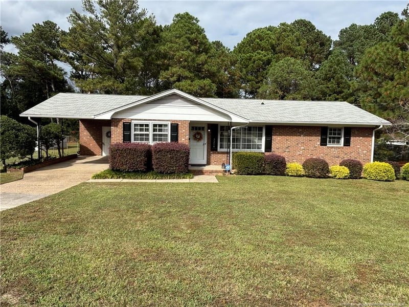 3254 Sandhill Dr, Fayetteville, NC 28306