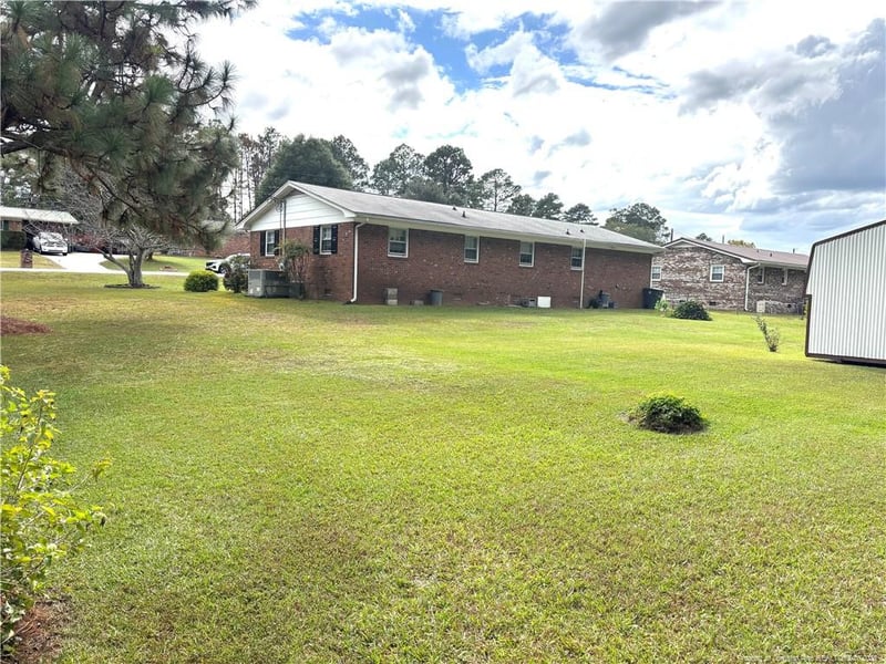 3254 Sandhill Dr, Fayetteville, NC 28306