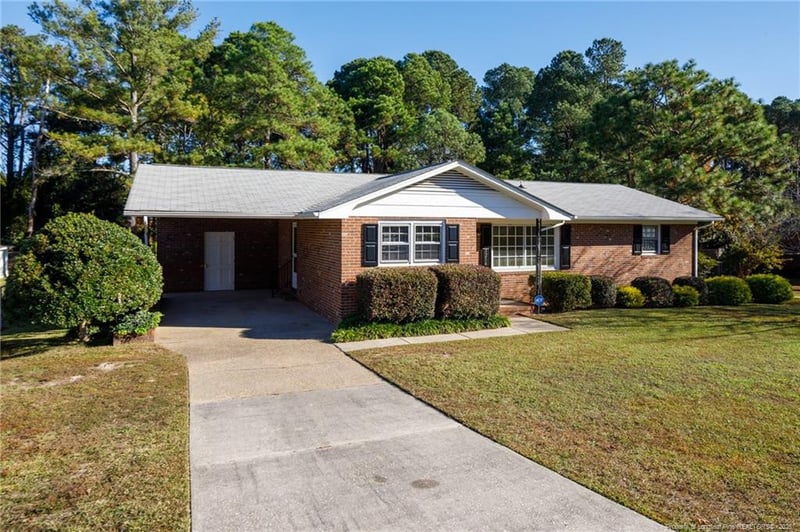 3254 Sandhill Dr, Fayetteville, NC 28306