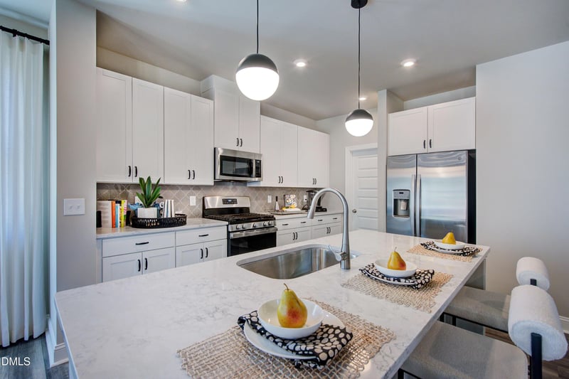 3255 Shannon Woods Ln, Apex, NC 27523
