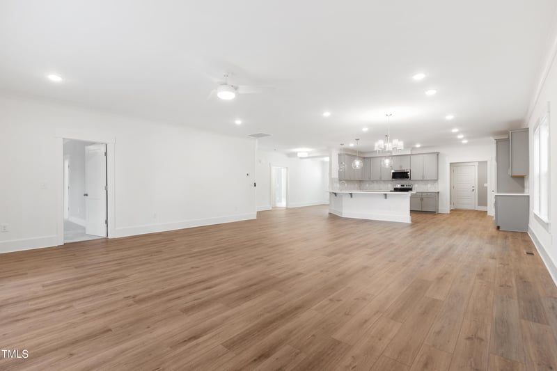 3255 Yorkshire Cir, Sanford, NC 27332