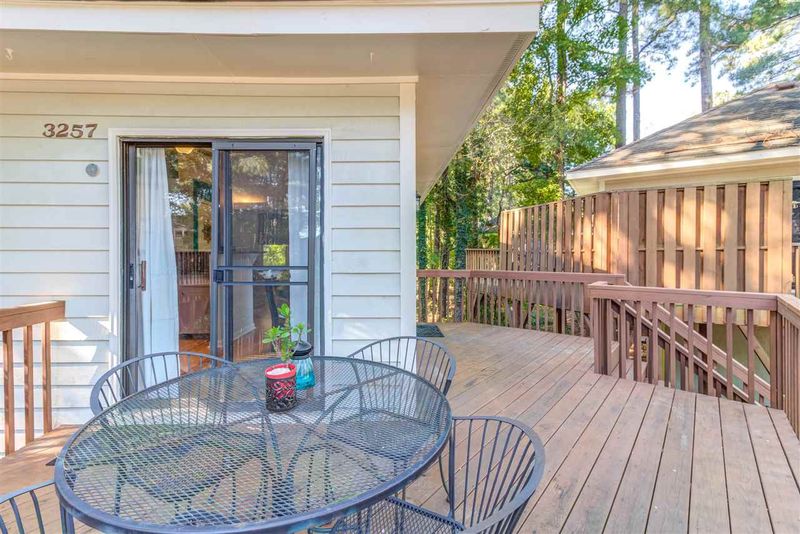 3257 Mill Rn #3257, Raleigh, NC 27612