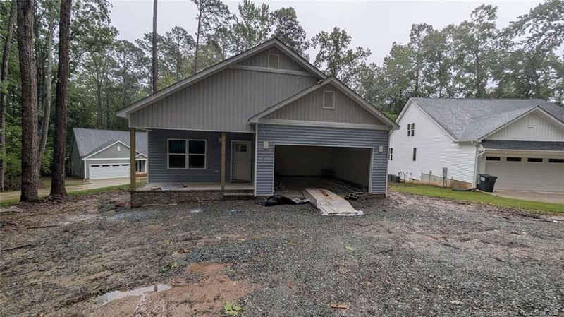 3259 Yorkshire Cir, Sanford, NC 27332