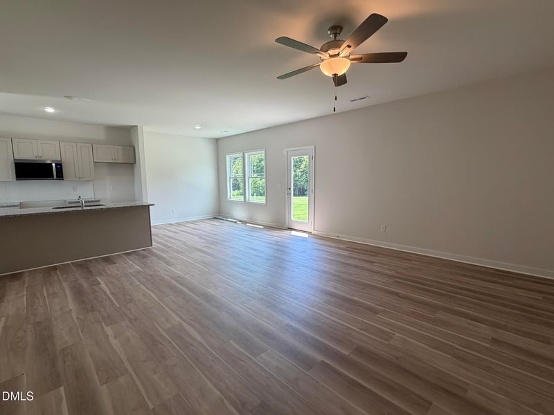 326 Barbour's Place Dr, Four Oaks, NC 27524