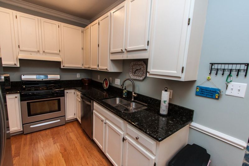 326 Center Pointe Dr, Cary, NC 27513
