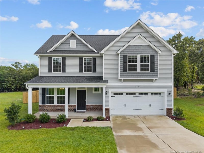 326 Countryside Dr, Lillington, NC 27546
