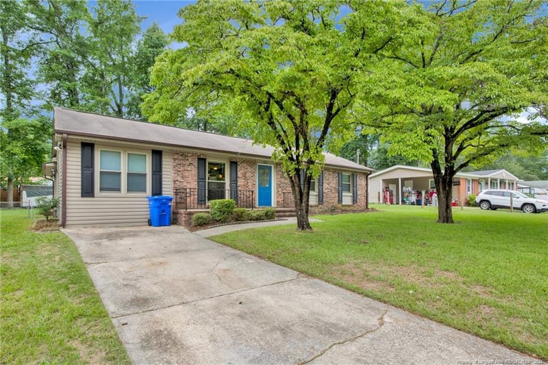 326 Dudley Dr, Fayetteville, NC 28314
