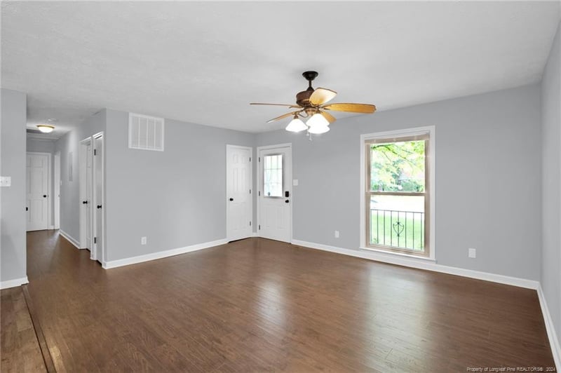 326 Dudley Dr, Fayetteville, NC 28314