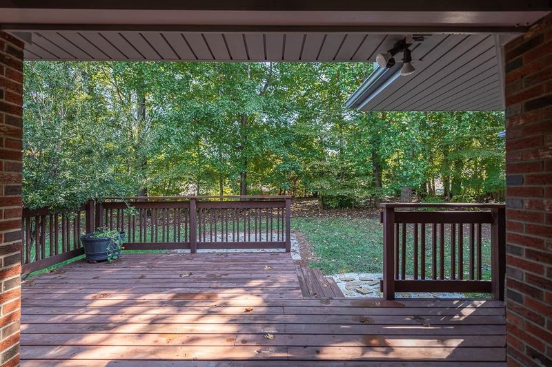 326 Emerson Dr, Mebane, NC 27302