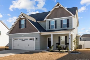 326 Glee St, Hope Mills, NC 28348