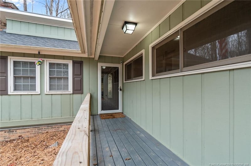 326 Harbor Tc, Sanford, NC 27332