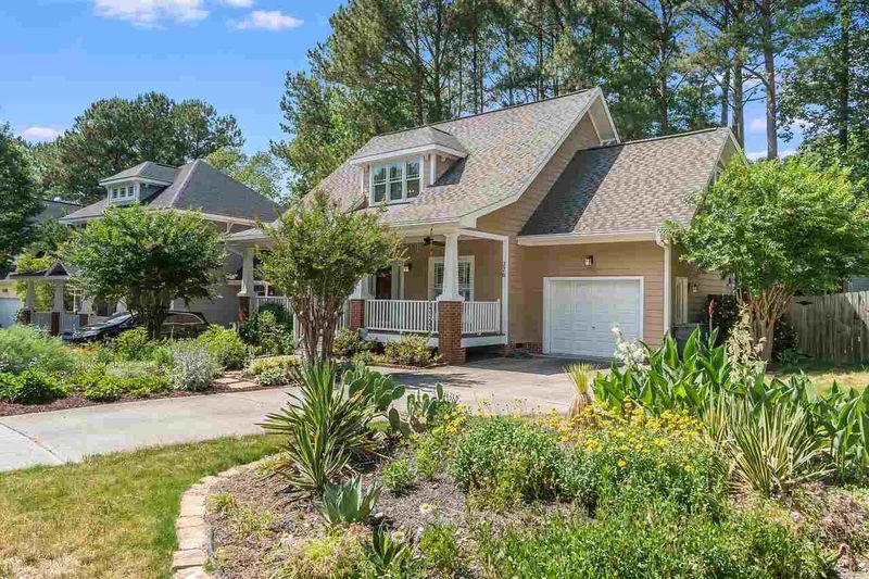 326 Pine Nut Ln, Apex, NC 27502