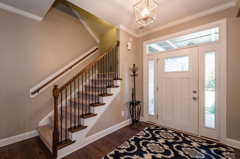 326 River Knoll Dr, Clayton, NC 27527