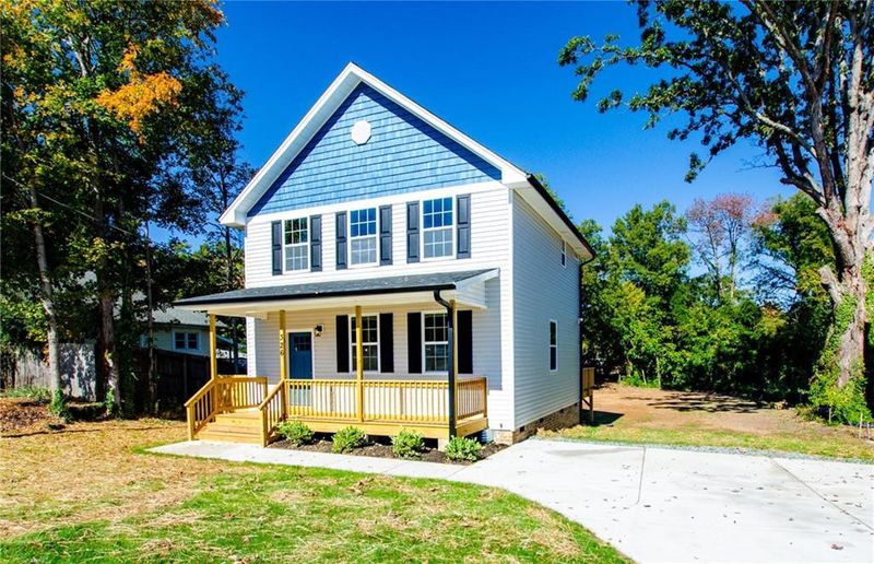 326 Sellars St, Burlington, NC 27217