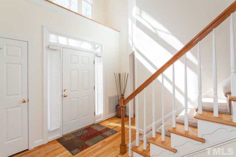 326 Sunset Creek Cir, Chapel Hill, NC 27516