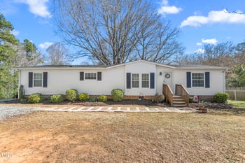 3260 Woods Chapel Rd, Graham, NC 27253