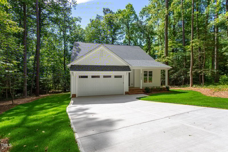3260 Yorkshire Cir, Sanford, NC 27332