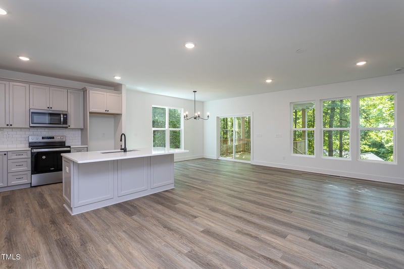 3260 Yorkshire Cir, Sanford, NC 27332
