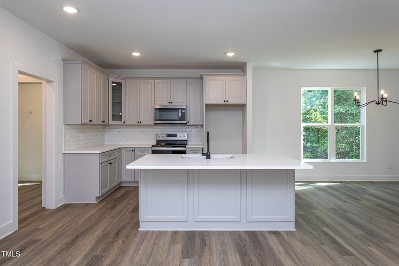 3260 Yorkshire Cir, Sanford, NC 27332