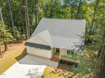 3260 Yorkshire Cir, Sanford, NC 27332