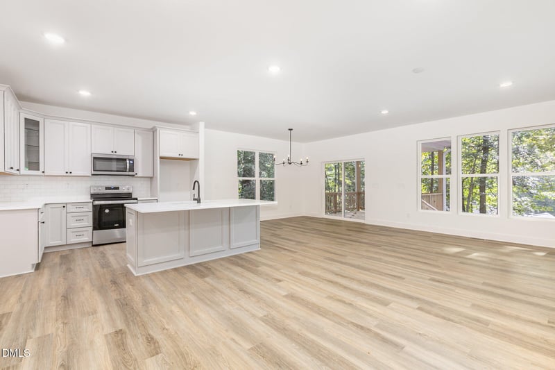 3260 Yorkshire Cir, Sanford, NC 27332