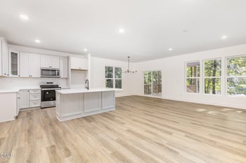 3260 Yorkshire Cir, Sanford, NC 27332