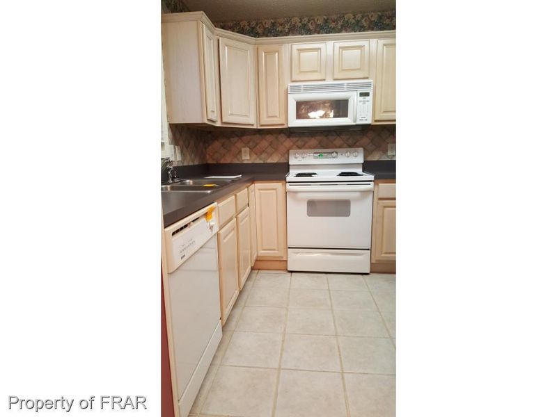 3265 Argyll Dr, Sanford, NC 27332