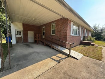 3266 Sandhill Dr, Fayetteville, NC 28306