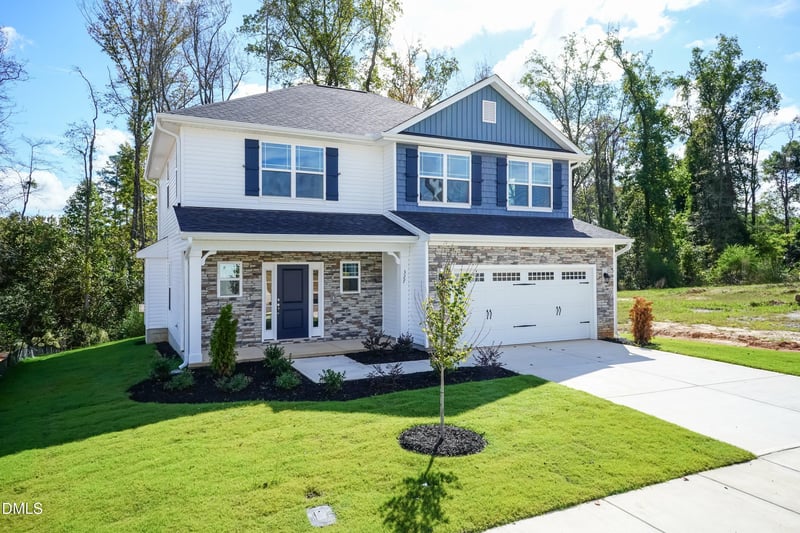 327 Bishop Ln, Sanford, NC 27330