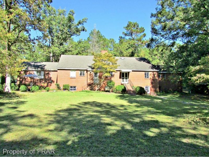 327 Carbonton Rd, Sanford, NC 27330