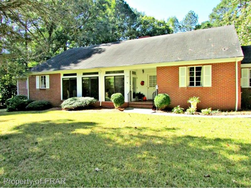 327 Carbonton Rd, Sanford, NC 27330